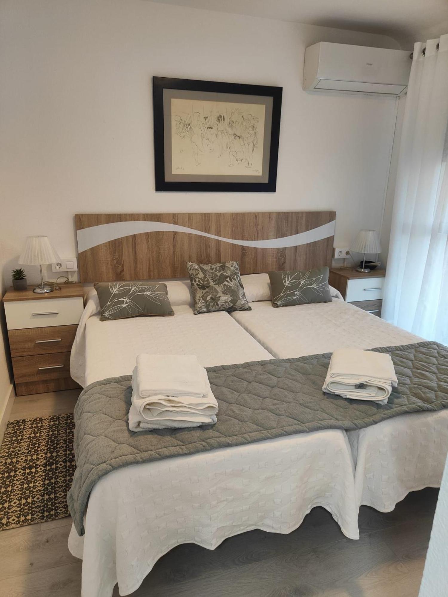 Agradable Duplex Terraza Virgen Del Rocio Apartment Seville Exterior photo